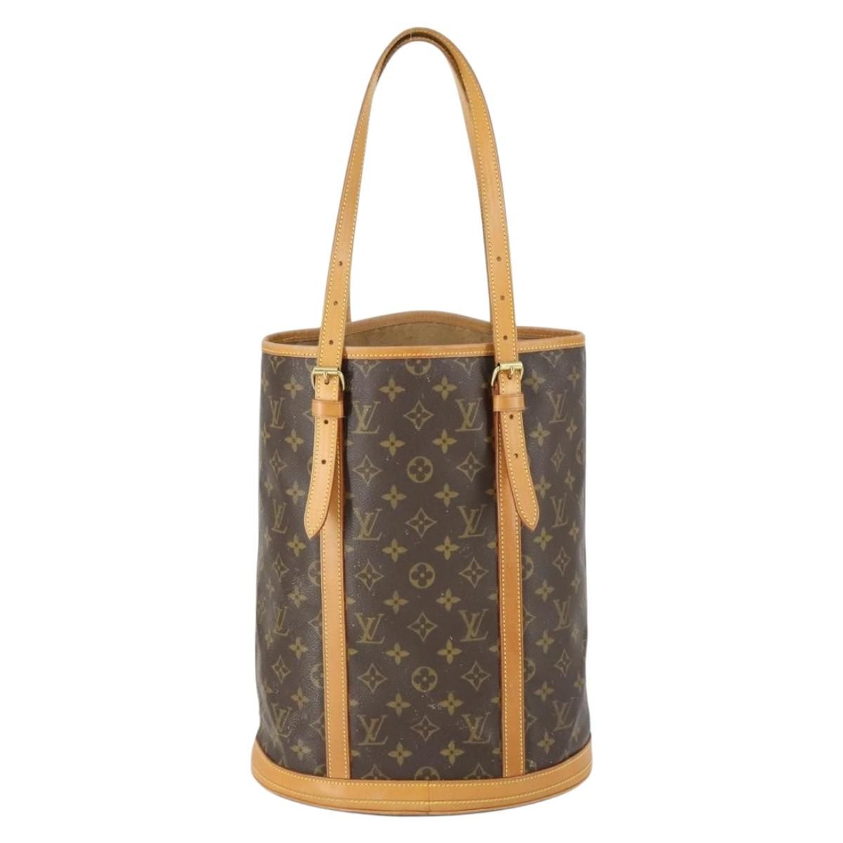 Bucket GM, Monogram — view 2