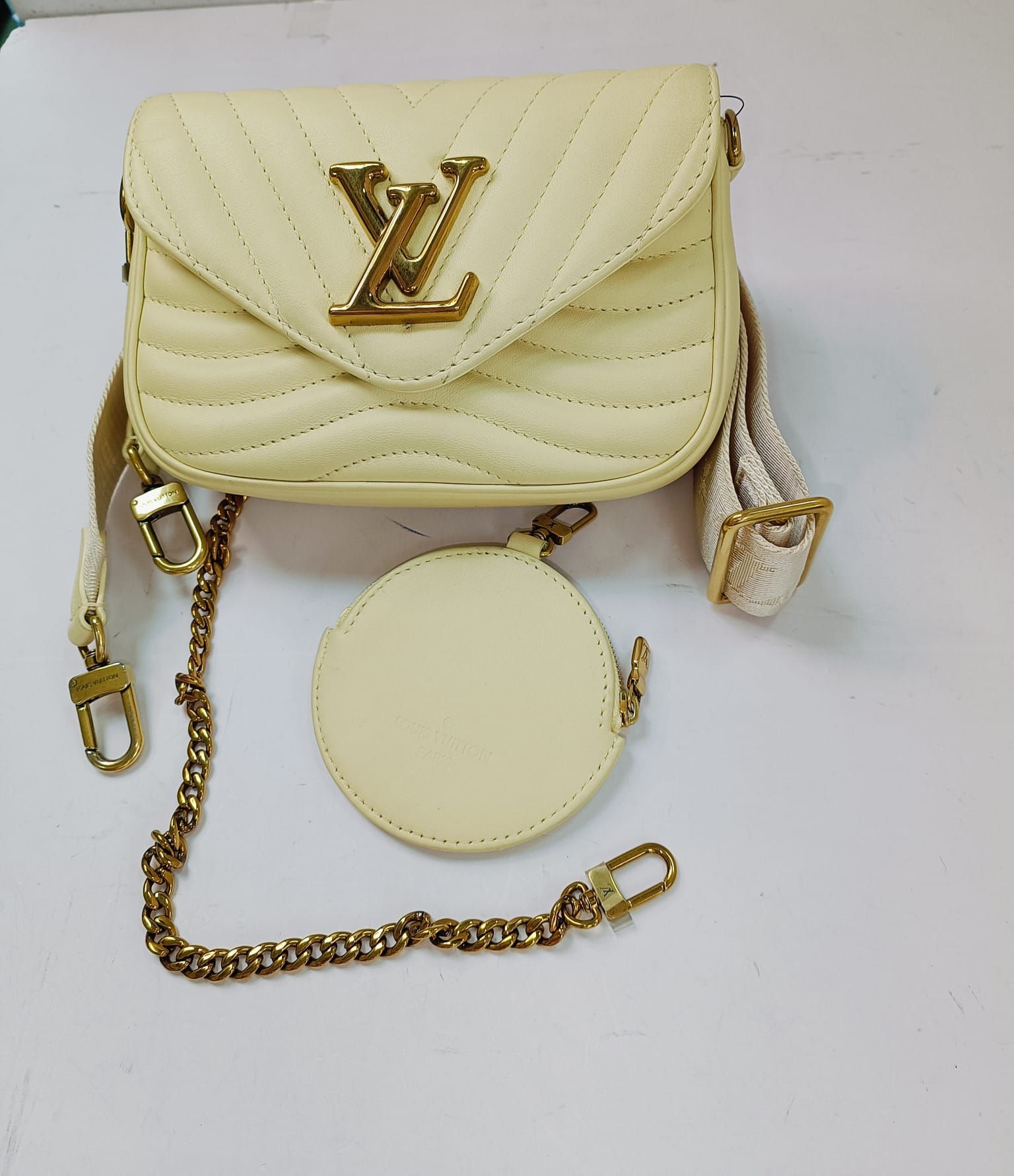 New Wave Multi-Pochette   Yellow/Gold,Leather — view 2