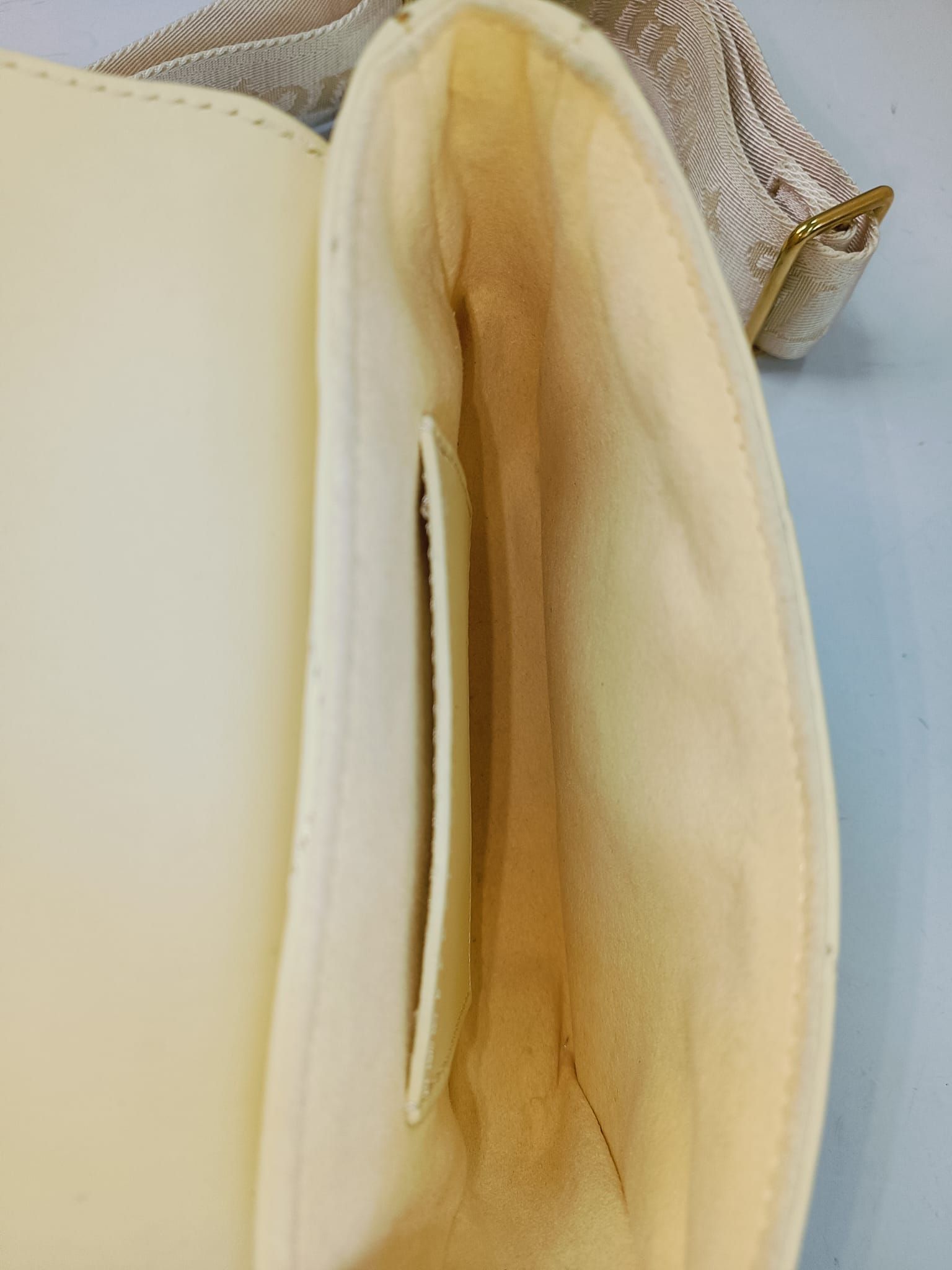 New Wave Multi-Pochette   Yellow/Gold,Leather — view 3