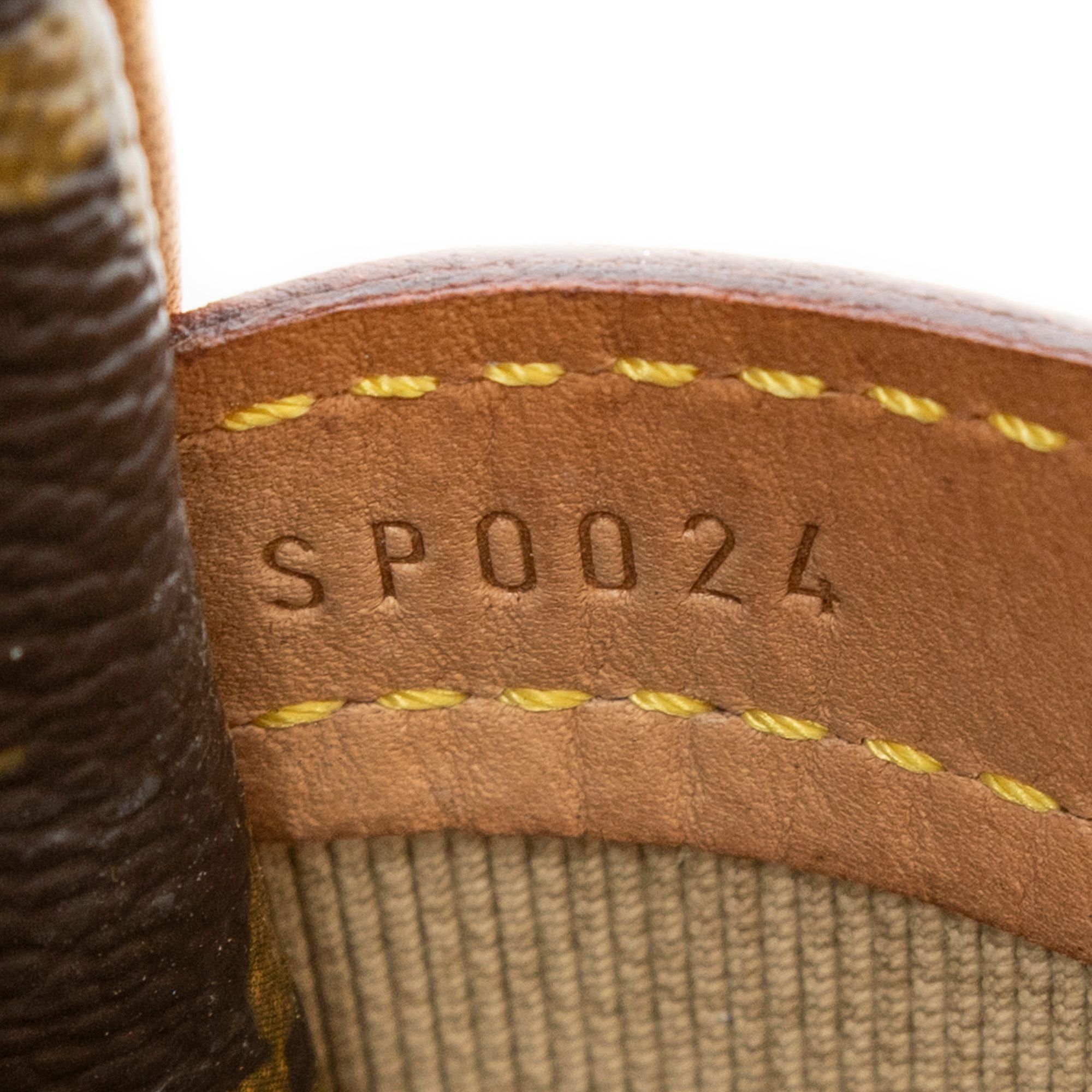 Reporter PM, Monogram — view 11