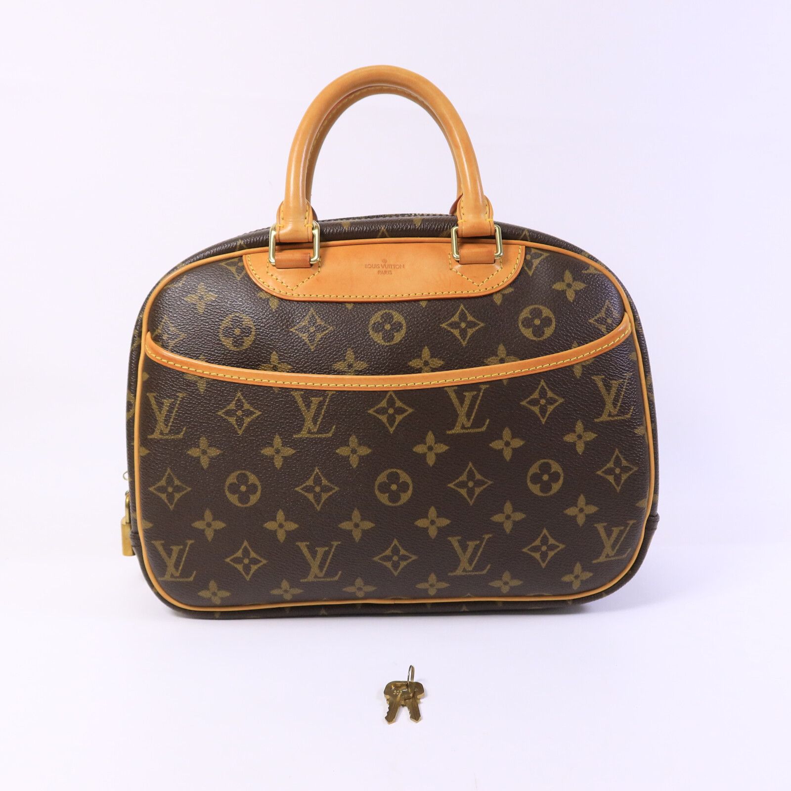 Trouville, Monogram — view 10
