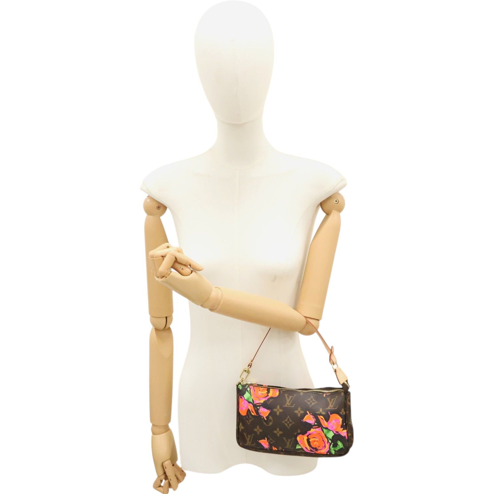 Pochette Accessoires, Monogram Sprouse Roses — view 7