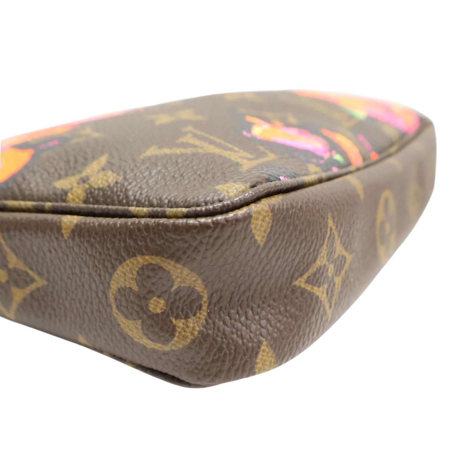 Pochette Accessoires, Monogram Sprouse Roses — view 9
