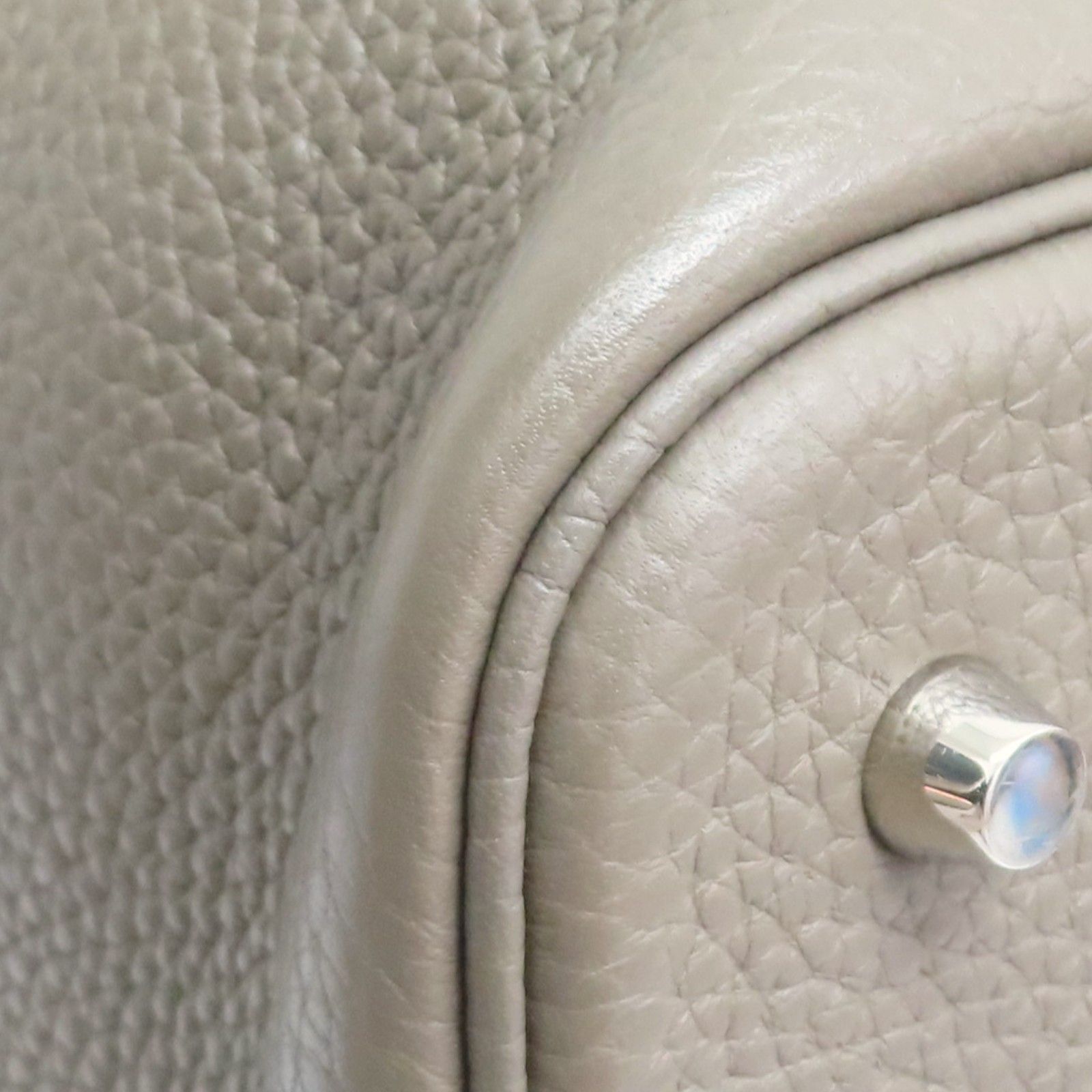 Taurillon Leather Picotin Lock 22 w/PHW — view 12