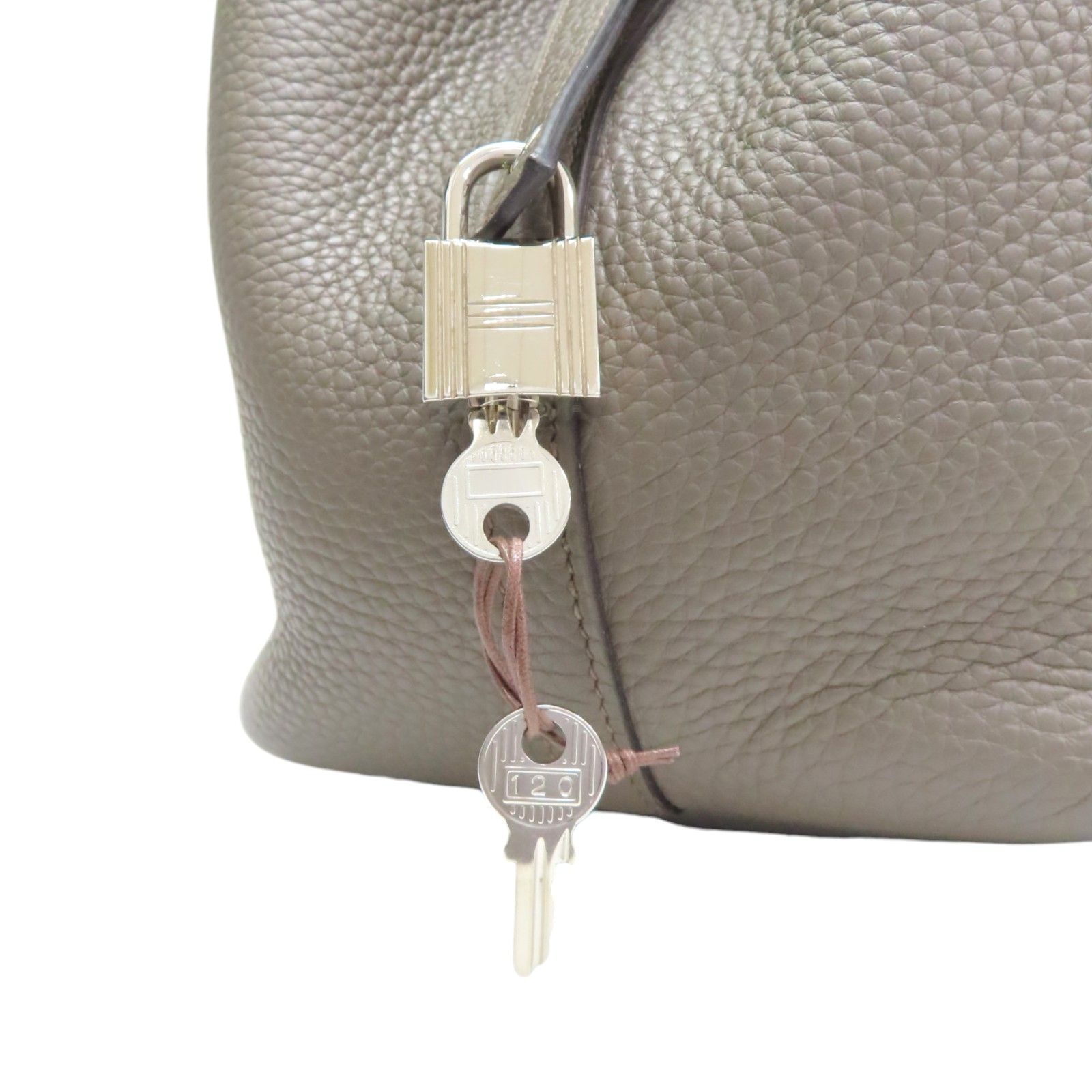 Taurillon Leather Picotin Lock 22 w/PHW — view 14