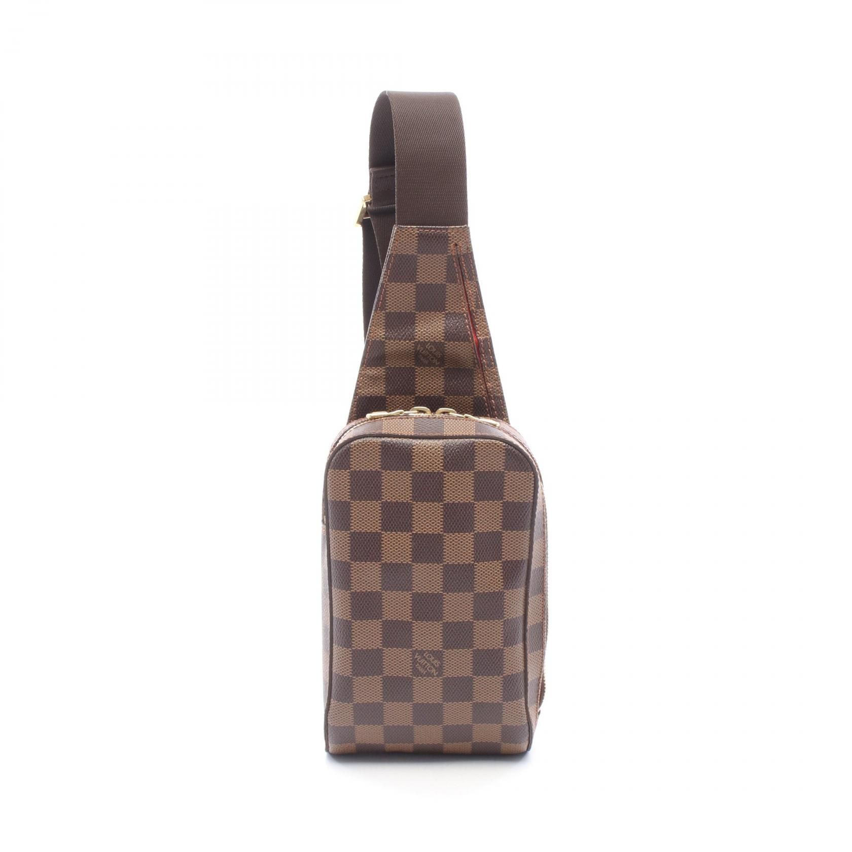 Geronimos, Damier Ebene