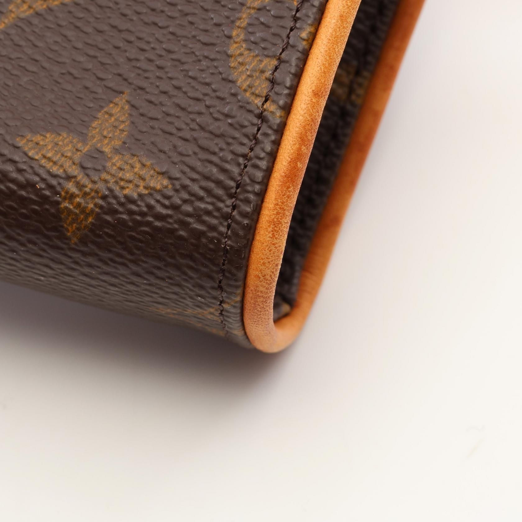 Pochette Florentine - With Bouton Press (xs) Brown Waist Bag Body Bag M 51855 — view 6