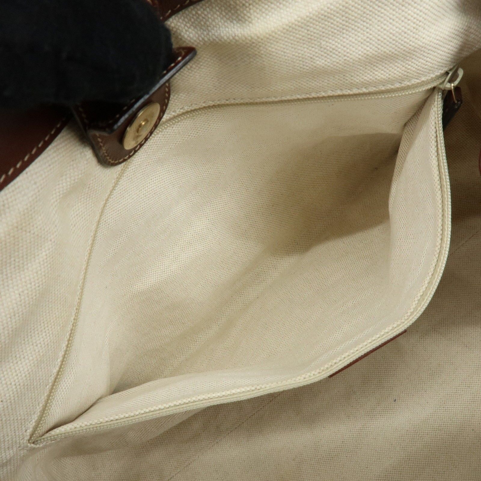 Sukey Diamante Interlocking G GG Canvas Leather Hand Bag 211944 — view 22