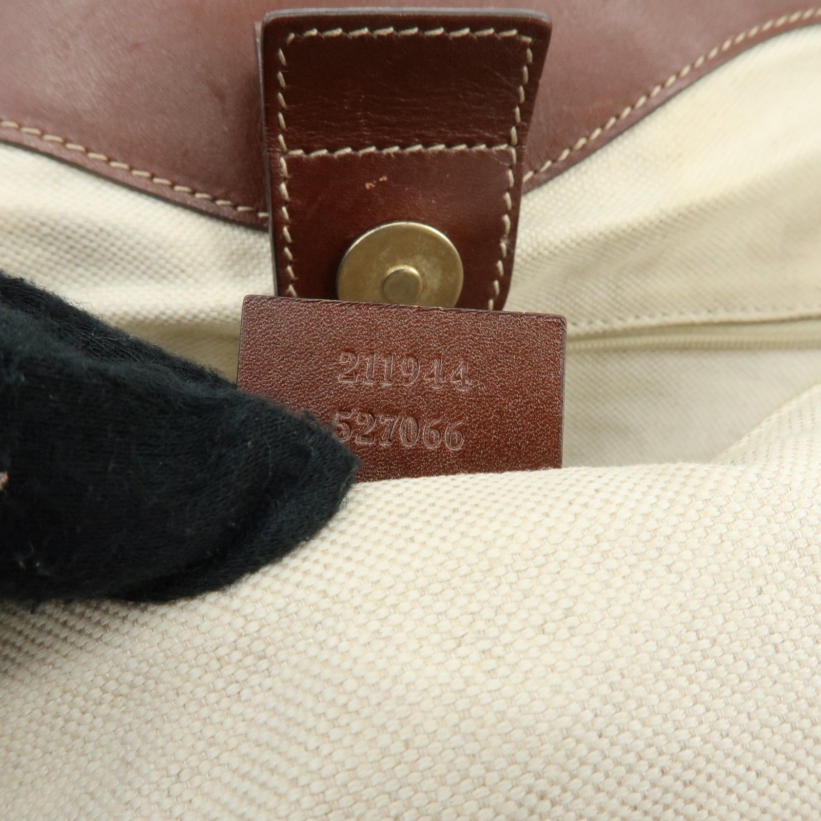 Sukey Diamante Interlocking G GG Canvas Leather Hand Bag 211944 — view 24