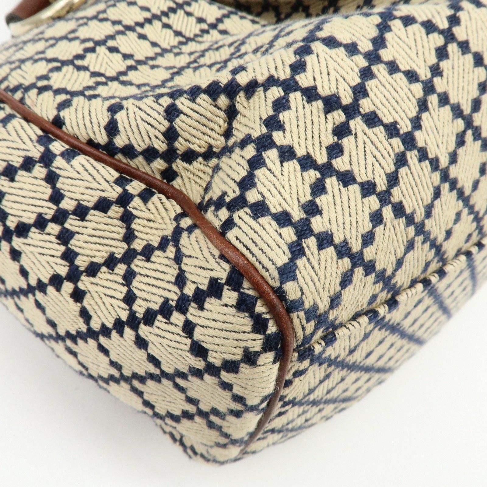 Sukey Diamante Interlocking G GG Canvas Leather Hand Bag 211944 — view 10