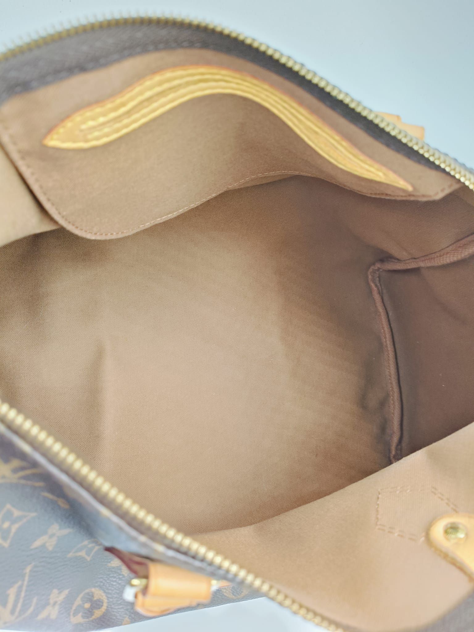 Speedy 30, Monogram — view 3