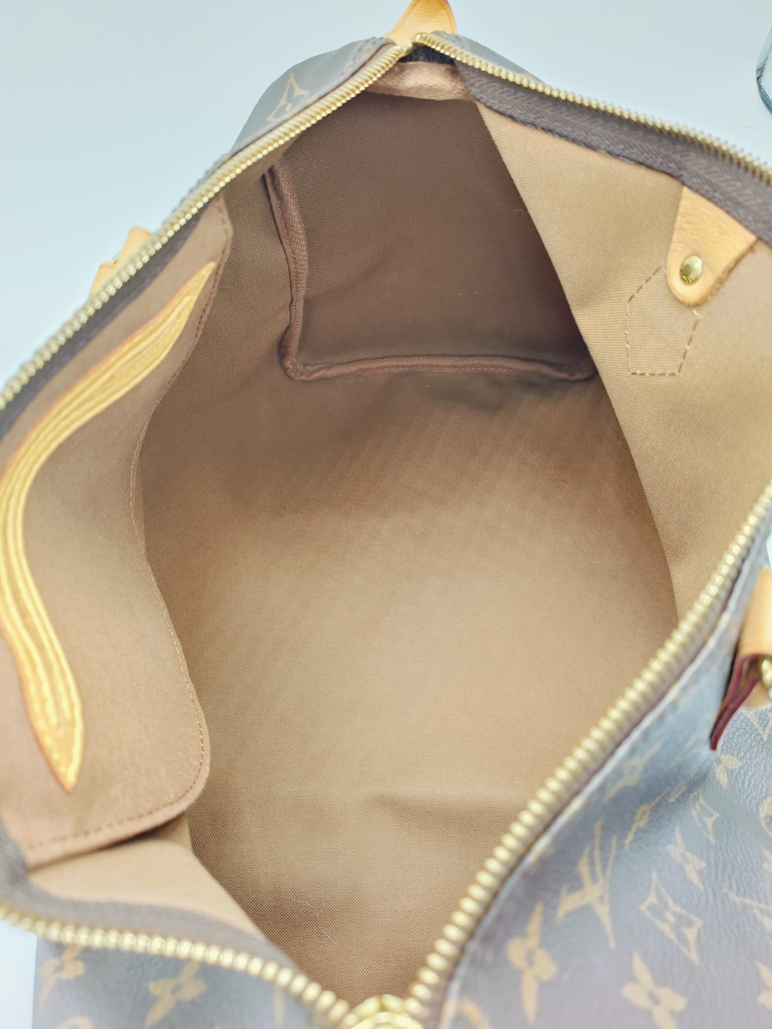 Speedy 30, Monogram — view 4