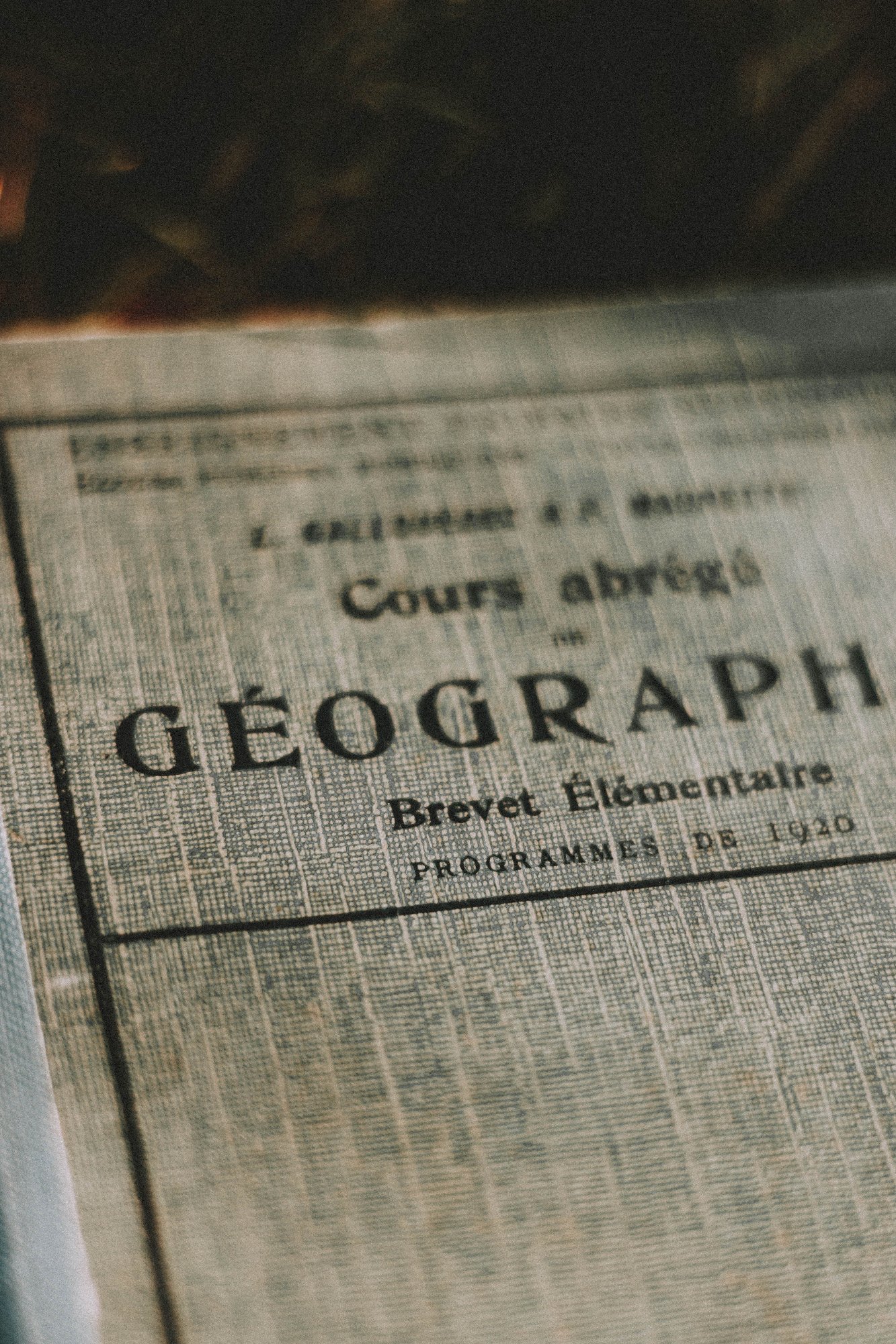 Cours abrégé de Géographie