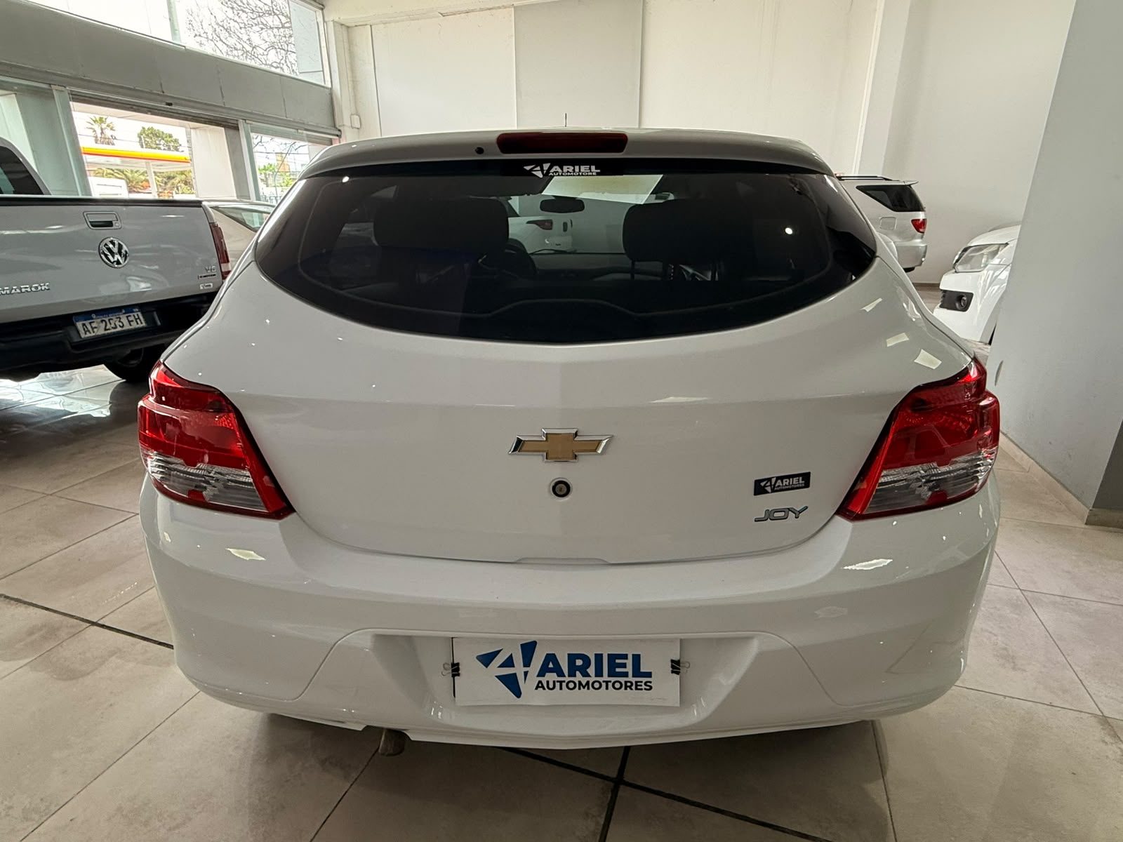 Chevrolet Onix Joy 5P 1.4 N LS - Imagen 3