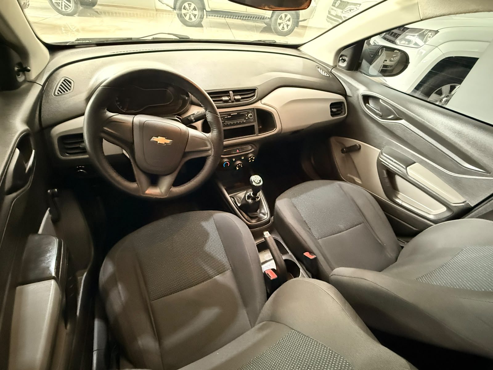 Chevrolet Onix Joy 5P 1.4 N LS - Imagen 7