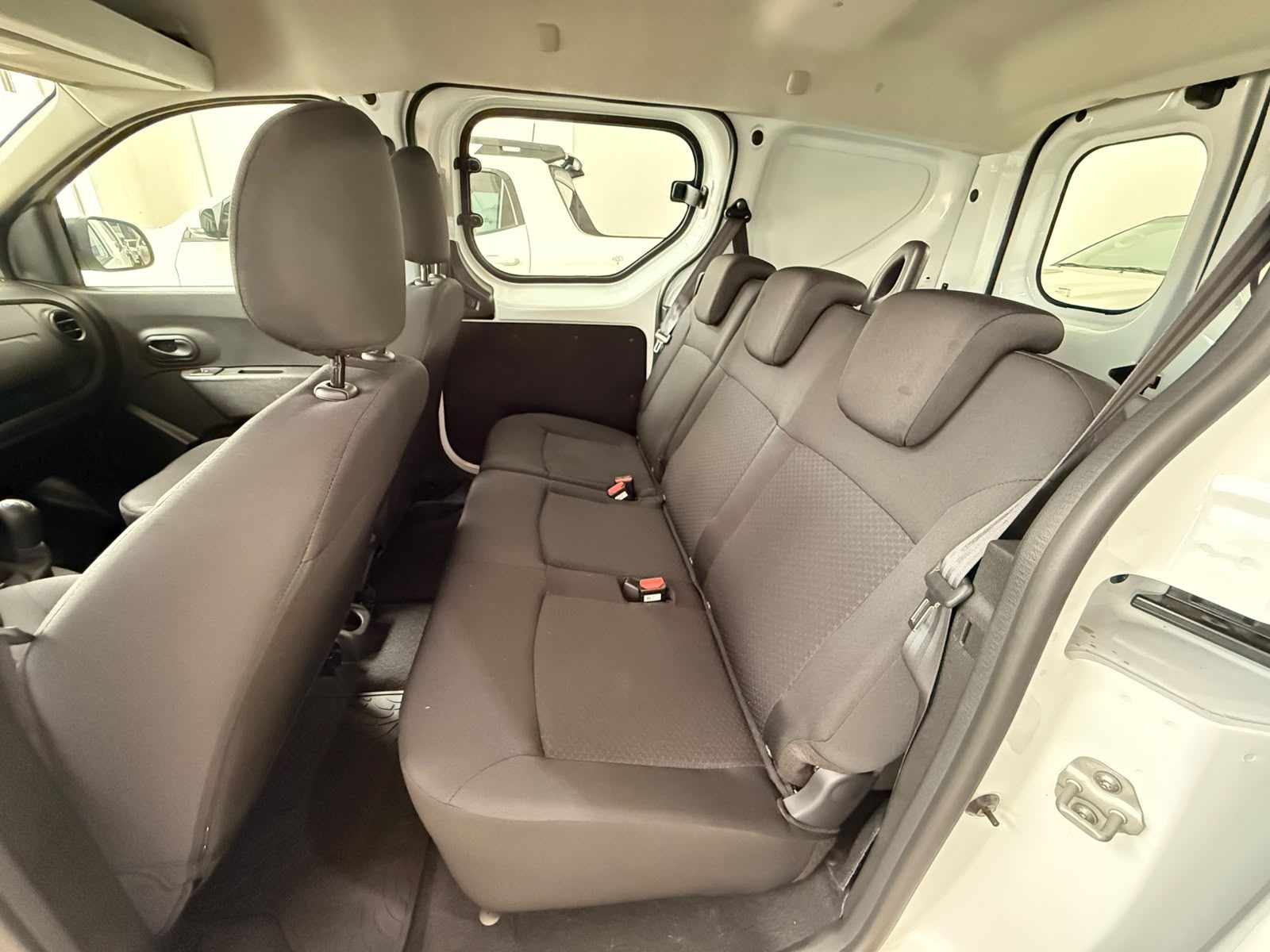 Renault Kangoo Express 5A 1.6 - Imagen 4
