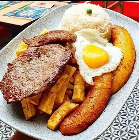 Bistec a lo pobre