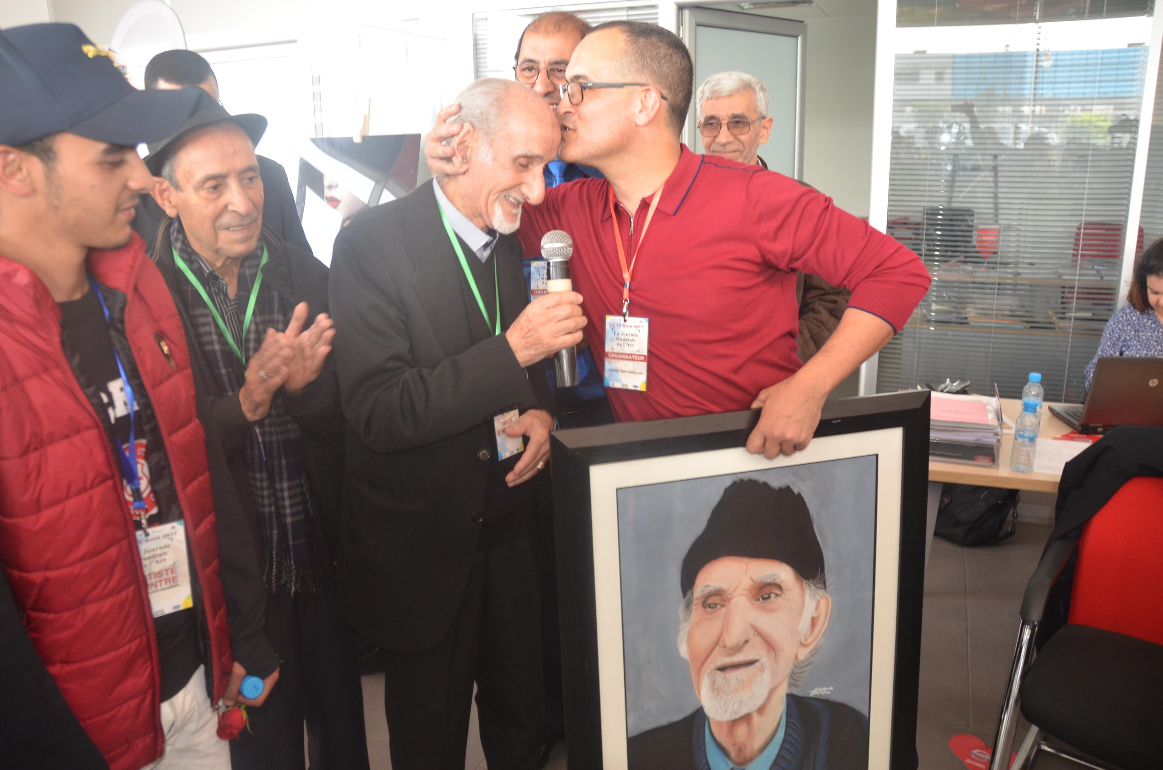 Remise de prix aux invités d'honneur