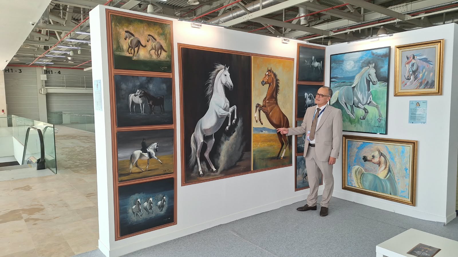 l'artiste peintre Rachid BENABDELLAH participe au salon du cheval d'El Jadida du 13 au 18 octobre 2026.