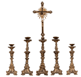CONJUNTO DE CASTIÇAIS (5 PEÇAS) COM CRUZ DE 120CM