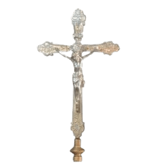 CRUZ PROCESSIONAL MEDIDA DA CRUZ: 55,0 CM X 31,0 CM HASTE: 150,0 CM