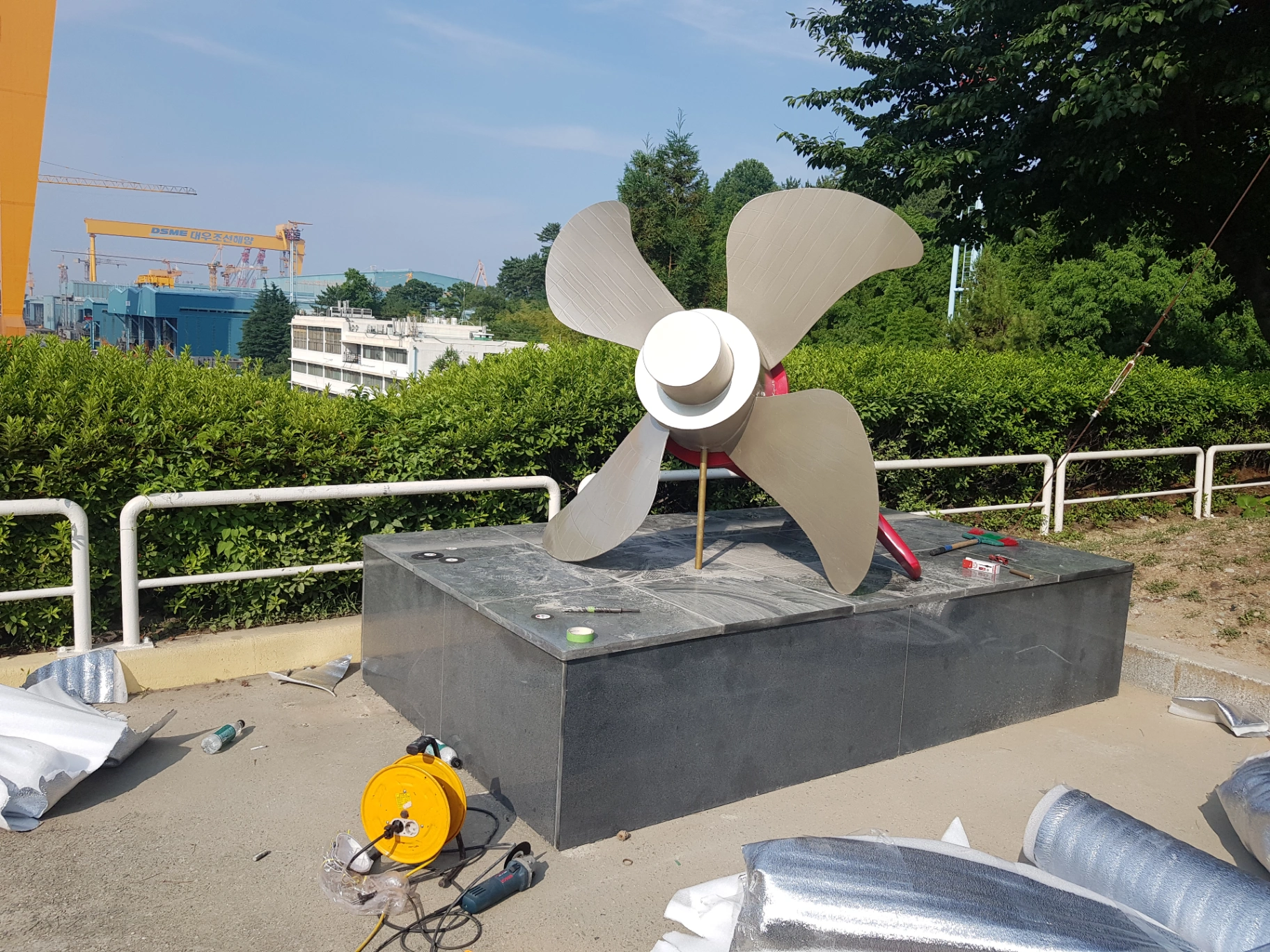 조형물 도색 보수 작업