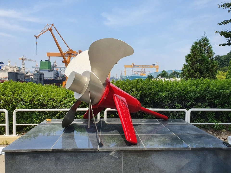 조형물 도색 보수 작업