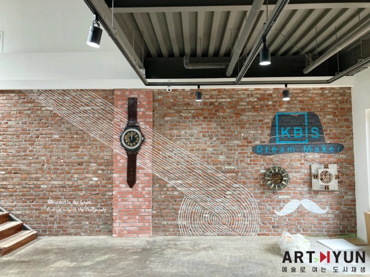 사상 소르젠떼 비지니스 호텔 내부 벽화