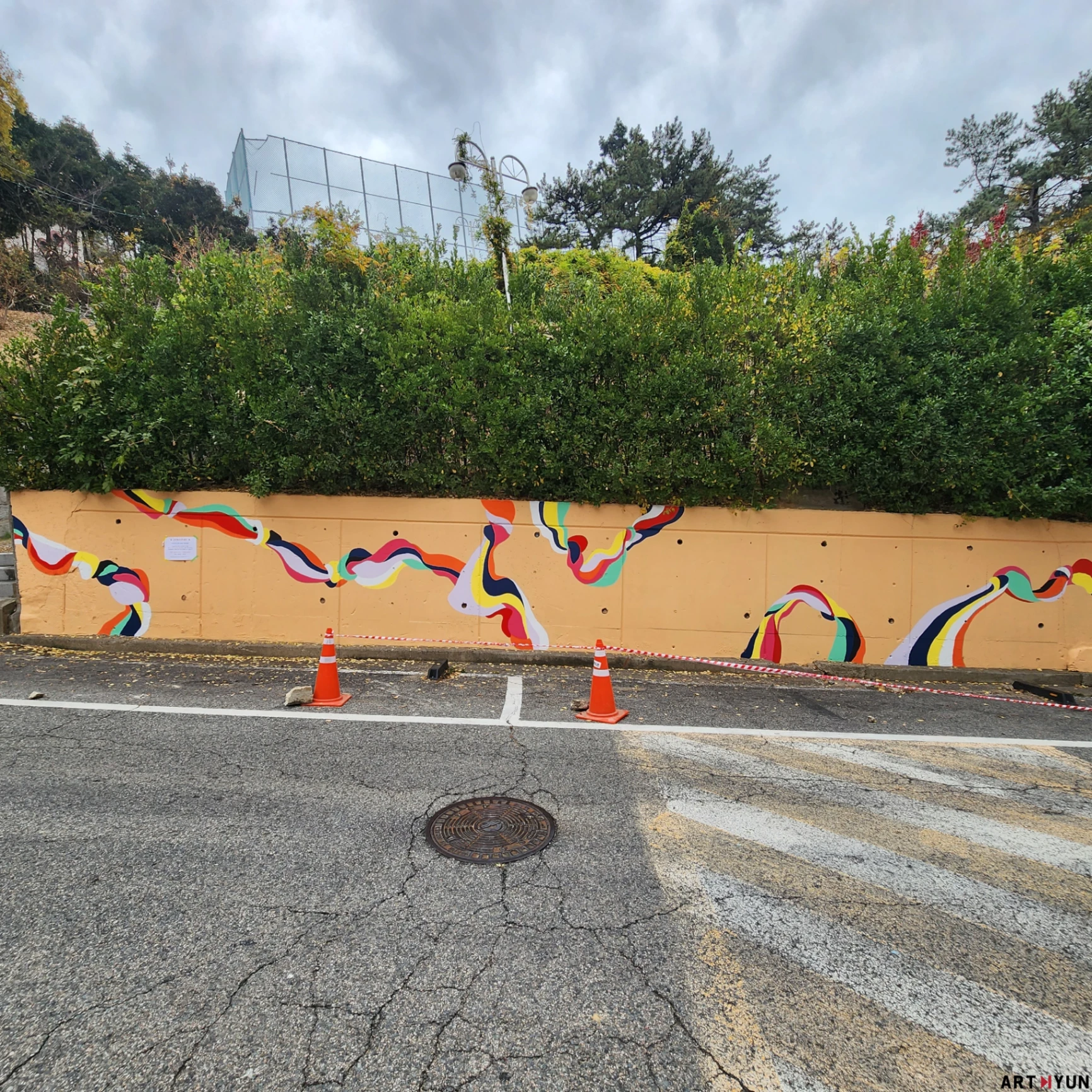 김해 부원동 남산공원 옹벽 벽화