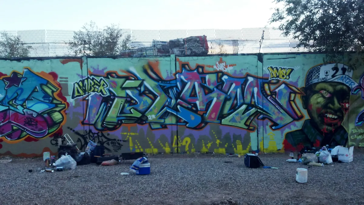Graff Photo — image 1 of 1