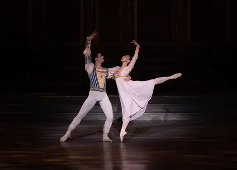 Romeo & Juliet gallery photo 3