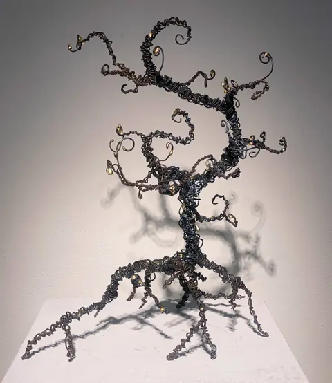 Crawling Tree