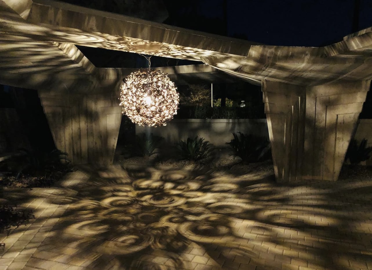 ILLUMINATE gallery photo 8