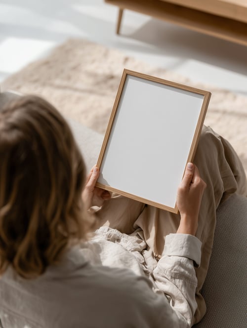 People 032 — art mockup template