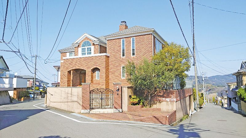 西彼杵郡長与町吉無田郷の中古住宅｜4SLDK・5,400万円 物件写真 1