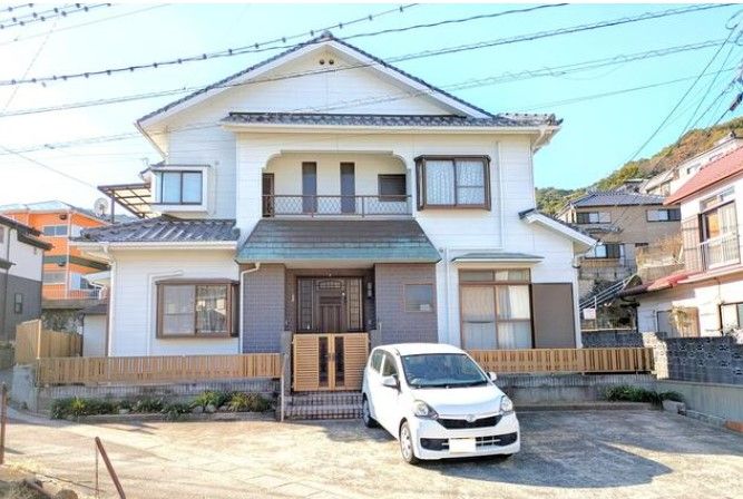 長崎市青山町の中古住宅｜8DK・2,180万円 物件写真 1