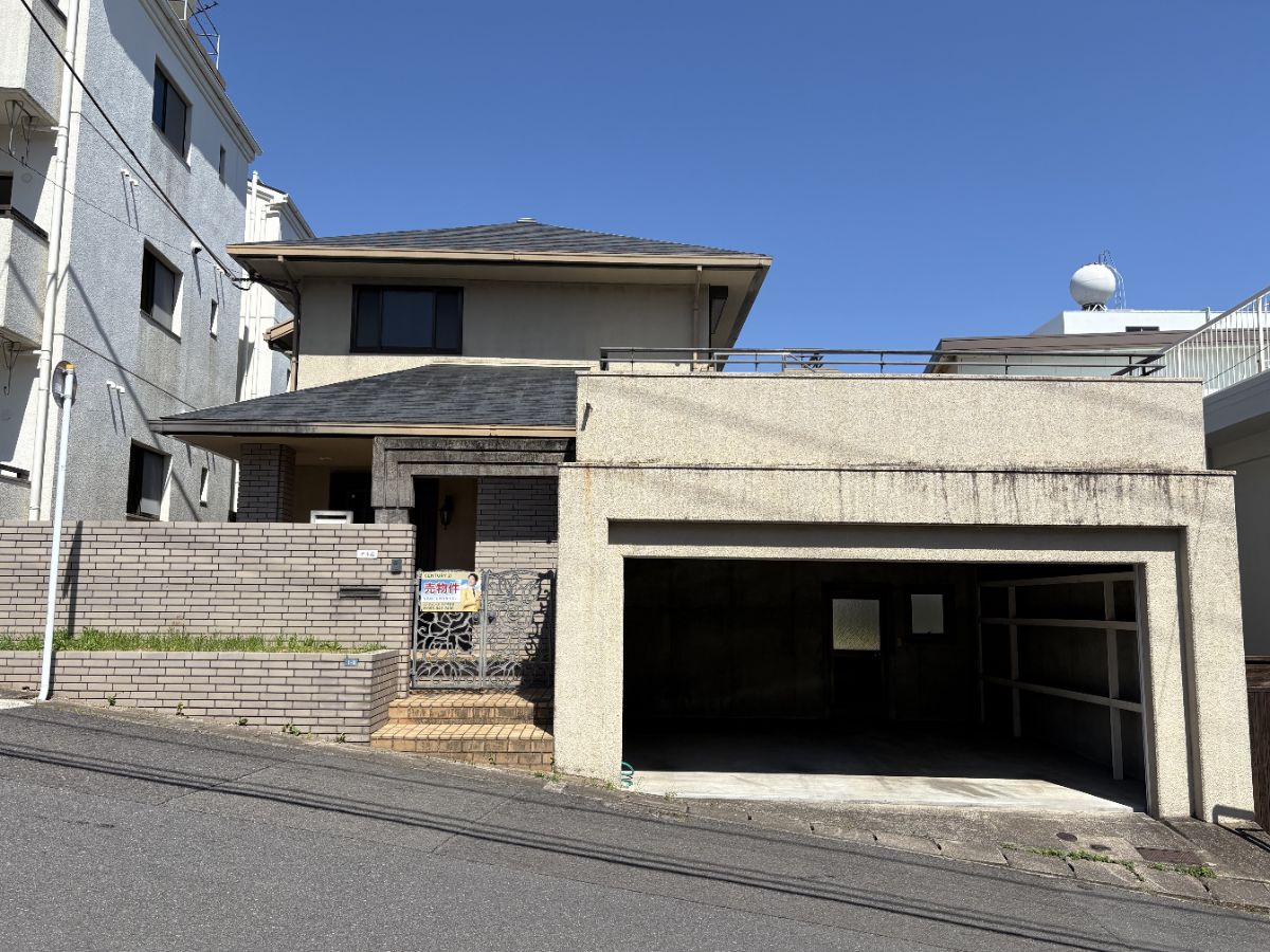 長崎市宝栄町の中古住宅|4SLDK・5,300万円 物件写真 1
