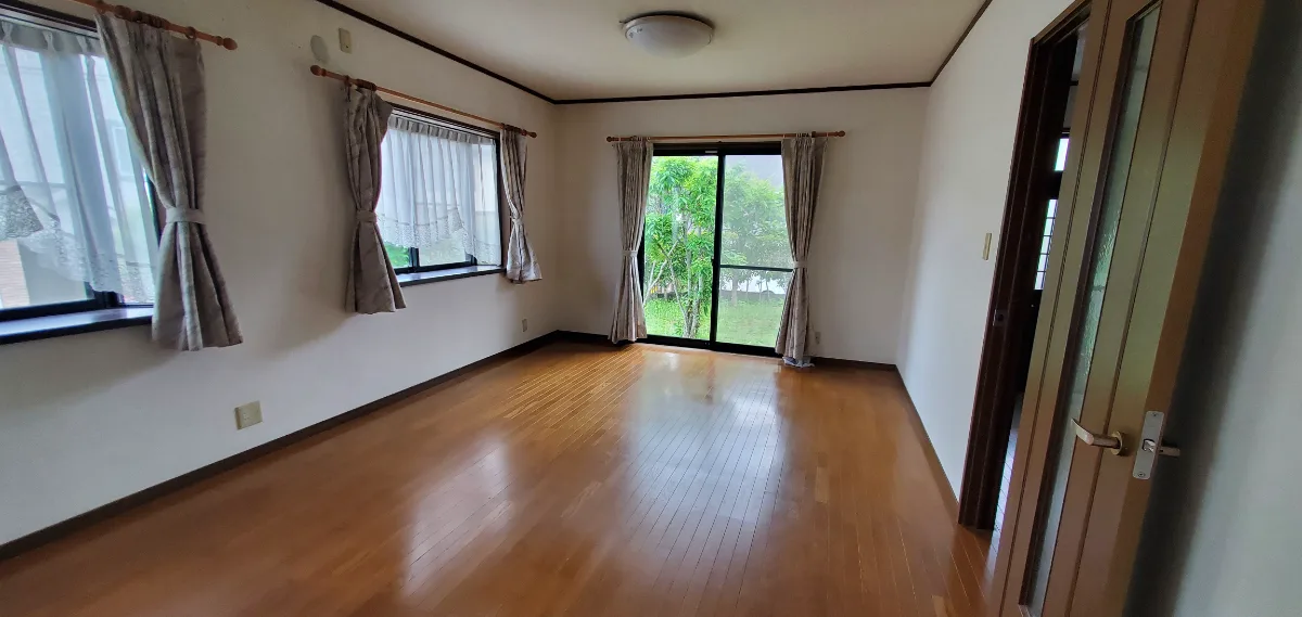 西彼杵郡長与町吉無田郷の中古住宅|3SLDK・2,400万円 物件写真 2