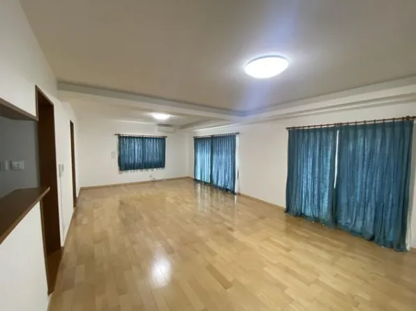 長崎市琴海戸根町の中古住宅｜5SLDK・3,800万円 写真 9