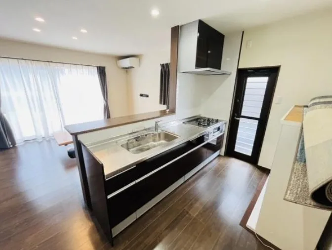 長崎市豊洋台1丁目の中古住宅｜4LDK・2,280万円 物件写真 2