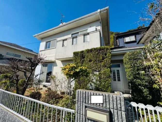 長崎市エミネント葉山の中古住宅｜4LDK・1,050万円 物件写真 1