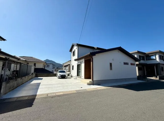 長崎市横尾3丁目の中古住宅｜4SLDK・4,190万円 物件写真 2