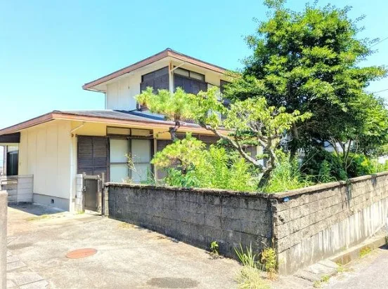 西彼杵郡長与町吉無田郷の中古住宅｜4LDK・1,080万円 物件写真 1