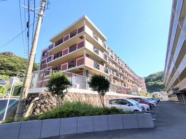 長崎市小ヶ倉町2丁目の中古マンション｜4LDK・1,650万円 物件写真 1