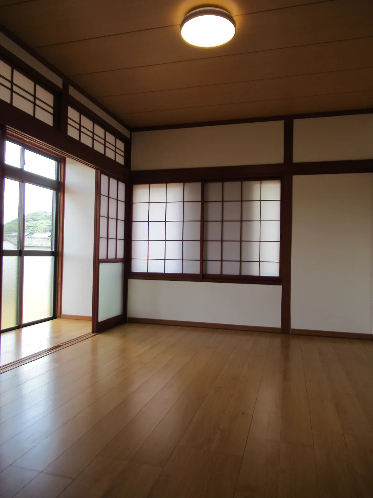 長崎市滑石3丁目の中古住宅｜5DK・650万円 物件写真 1
