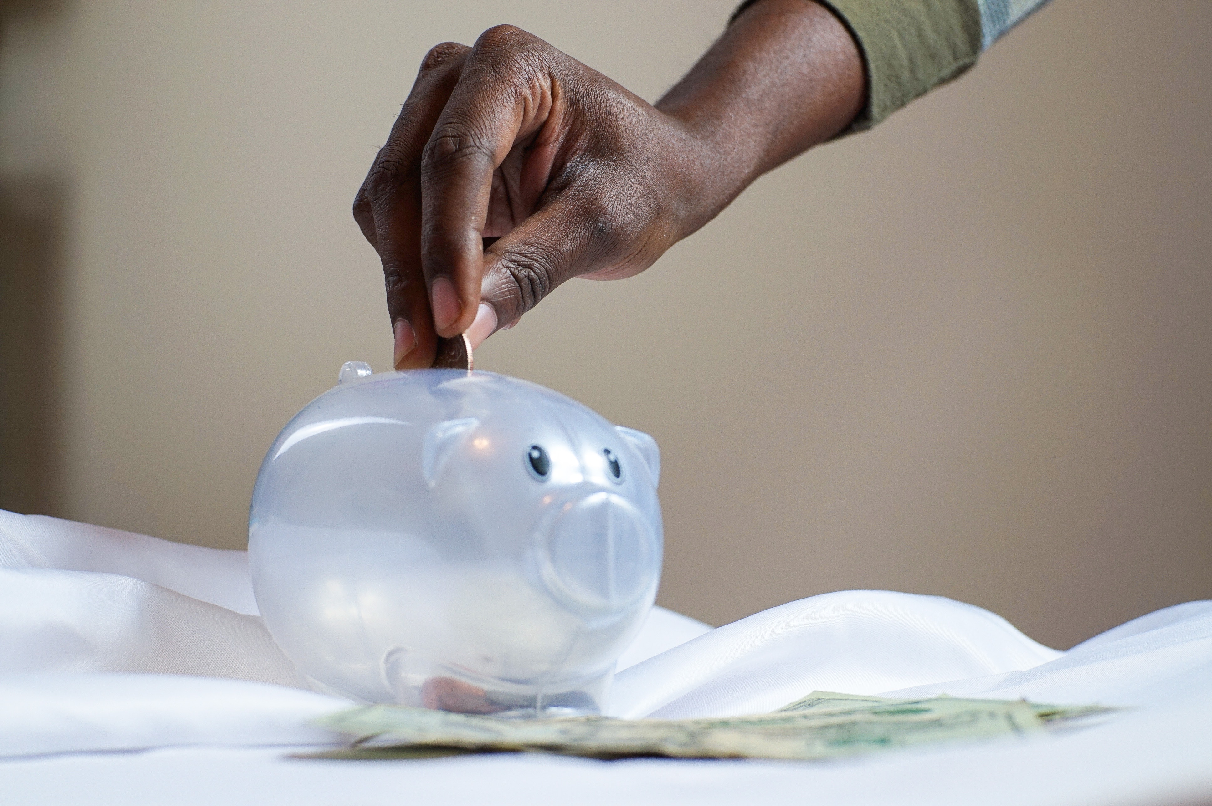 6 Important Tips to Save for a House of Your Own