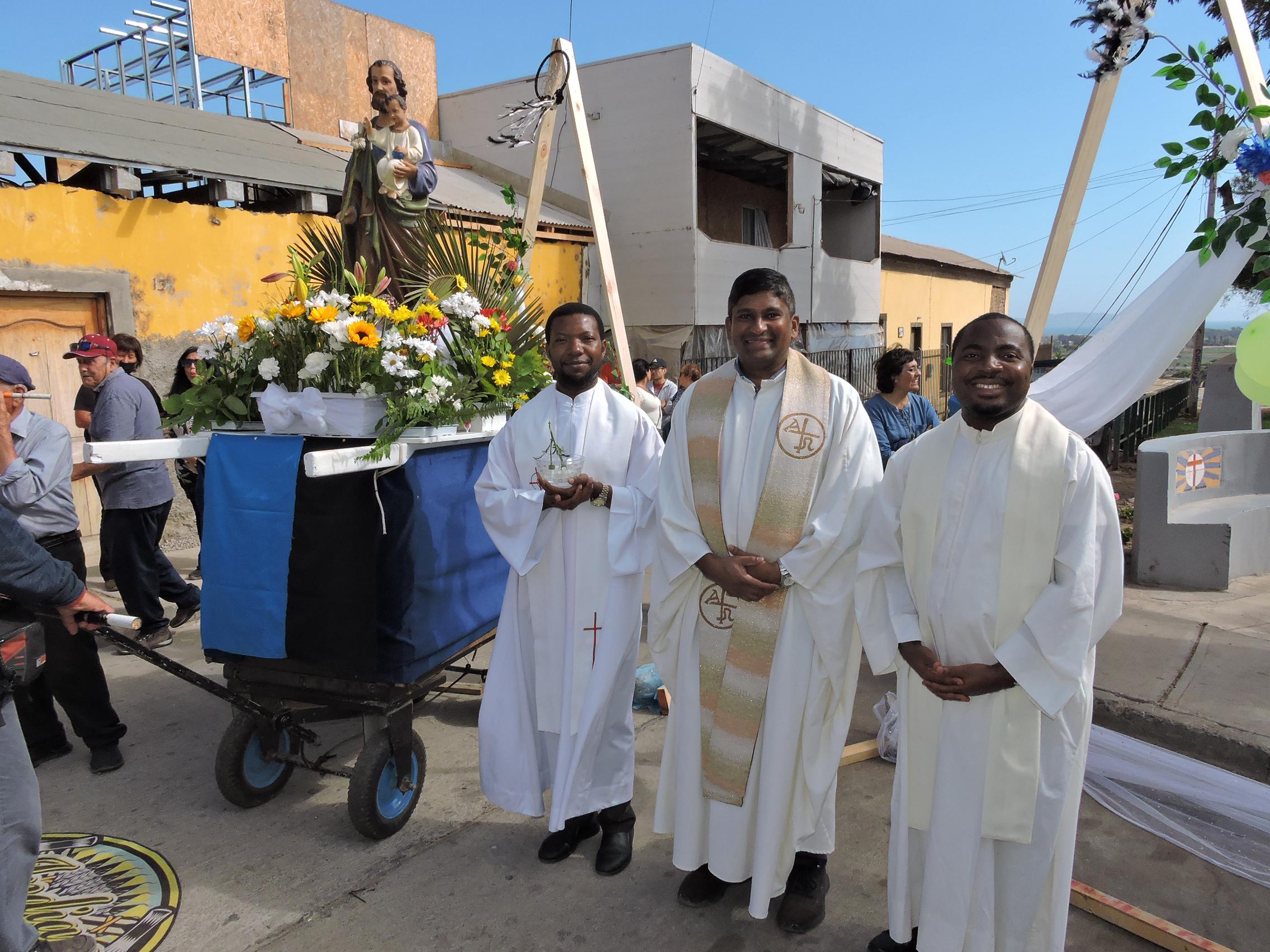 Galería de imágenes de Parroquia “San José de Juan Soldado” celebró con alegría su fiesta patronal