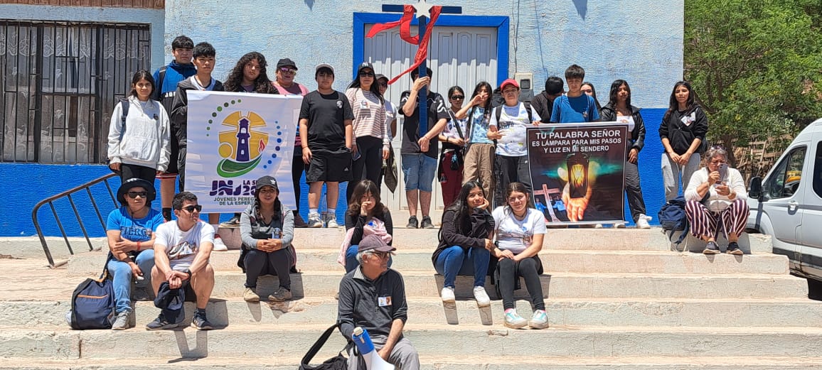 Jóvenes del Santuario “El Niño Dios de Sotaquí” peregrinan con esperanza rumbo a la JNJ 2025