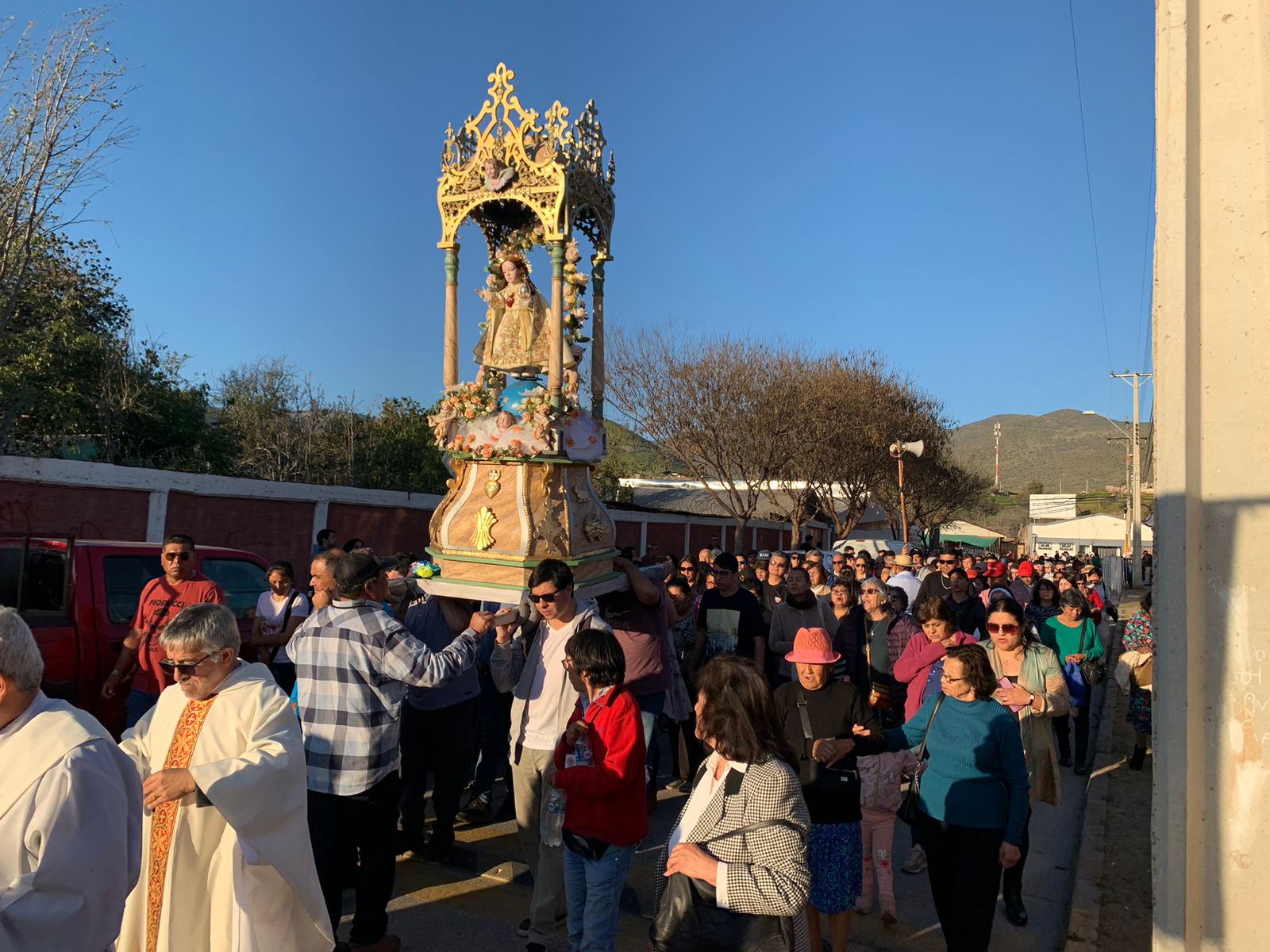 Galería de imágenes de Peregrinos llegan a Sotaquí para adorar a “El Niño Dios” 