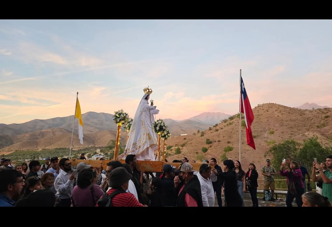 Galería de imágenes de Fieles celebran con devoción fiesta de la Virgen de la Piedra en Combarbalá